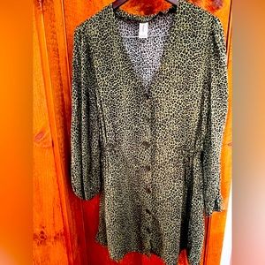 abound brand dress size Large